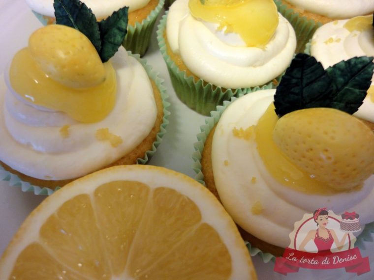 Zitronencupcakes mit Lemon Curd–Mascarpone Creme