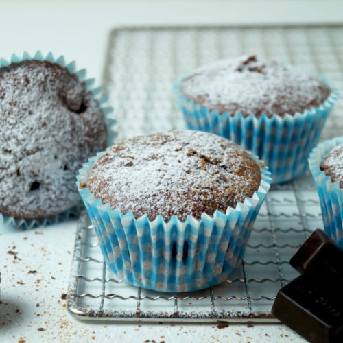 Schoko-Muffins mit Sauerkirschen – La torta di Denise