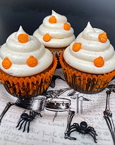 Pumpkin Cupcakes mit Cream Cheese Frosting